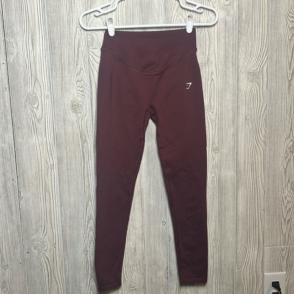 GymShark SWEAT SEAMLESS LEGGINGS Cherry Brown Size Small Like New
